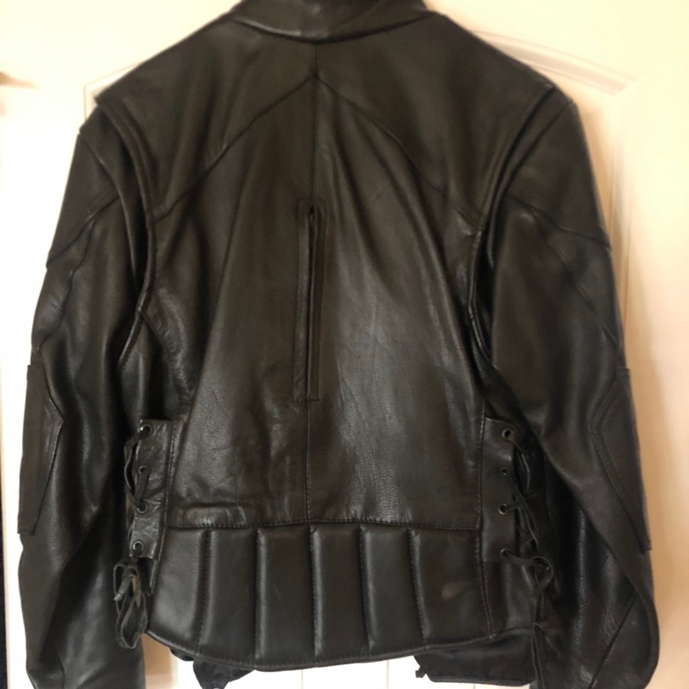 Leather jacket - Picture 2 of 2